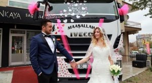 Tır şoförünün gelin arabası da tır olur