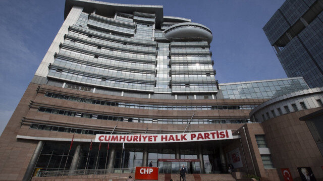 Üçüncü kere saati değişti: CHP’de Parti Meclisi yeniden ertelendi