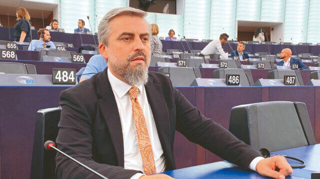 Umut tekrar Türkiye