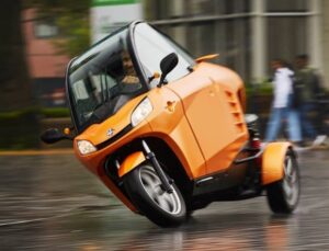 Türkiye’de Üretilme İhtimali Olan, 3 Tekerlekli ve Asla Devrilmeyen Motosikletle Tanışın: Carver!