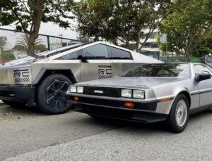 Geleceğe Dönüş ile Akıllara Kazınan Efsane Araba DeLorean’ın Dizayncısı, Tesla Cybertruck’ı Övdü: “Otomobillerin Picasso’su”