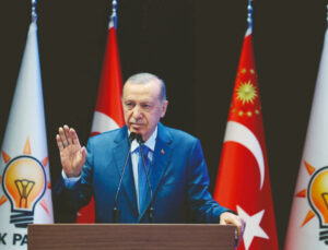 Mafya gibiler: Dijital faşizmle karşı karşıyayız