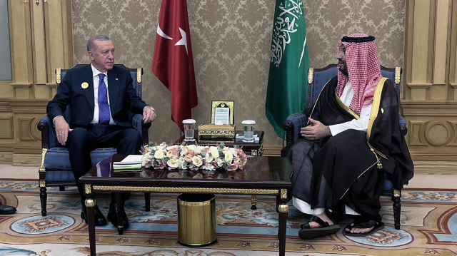 Cumhurbaşkanı Erdoğan Riyad’da Prens Selman ile görüştü