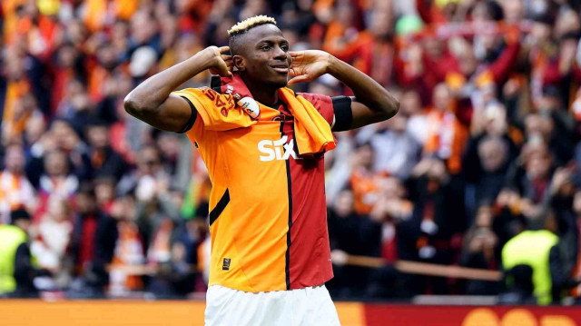 Fenerbahçe Victor Osimhen için Napoli ile masaya oturdu: Görüşmenin ayrıntıları belirli oldu