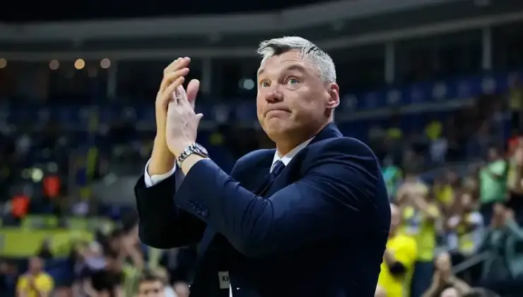Sarunas Jasikevicius İstanbul’a dönebildi mi? Dubai’de mahsur kalmıştı