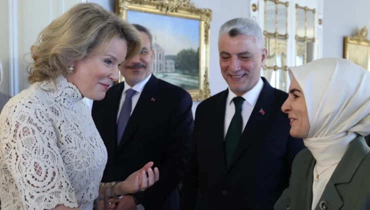Brüksel siyasetinin iki tanıdık ismi İstanbul’da buluştu: Kraliçe Mathilde’e Bakan Göktaş eşlik etti