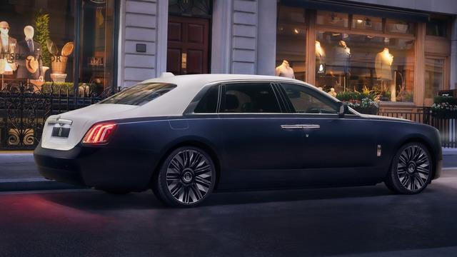 Dünyada Tek Olan, Lüksün de Lüksü Rolls-Royce Ghost-Savile Row Tanıtıldı