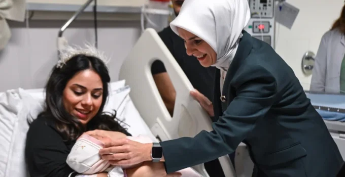 Doğum Yardımı Programı kapsamında her ay 700 bin 541 çocuk için tertipli ödeme